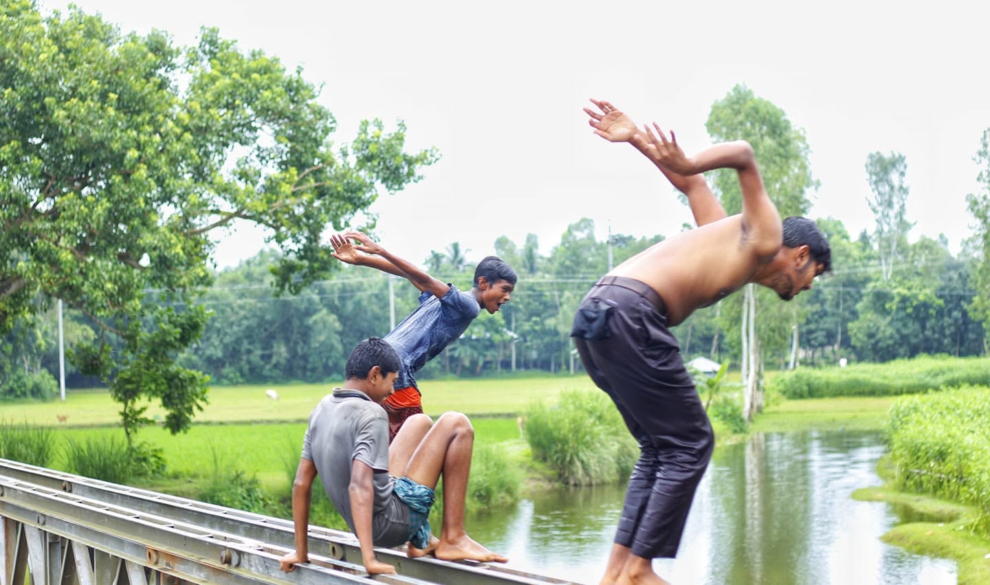 দুরন্ত শৈশব