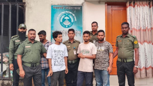 বিআরটিএতে দালালবিরোধী অভিযানে আটক ৭