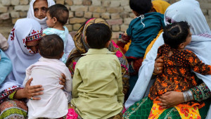 পাকিস্তানে আশঙ্কাজনক হারে বাড়ছে শিশু এইচআইভি রোগী