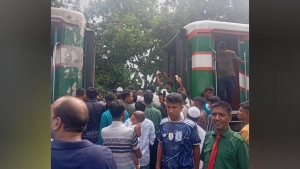 হুক ভেঙে বগি বিচ্ছিন্ন, ঢাকা-ময়মনসিংহে ট্রেন চলাচল বন্ধ