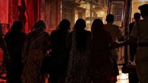 পুনের যৌনপল্লি থেকে ছয় বাংলাদেশি নারী উদ্ধার