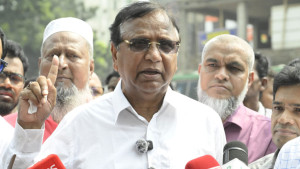 সড়ক-ফুটপাতে হকার বসলেই মালপত্র জব্দ: ডিএসসিসি প্রশাসক