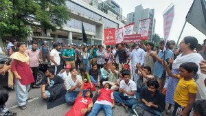 নিউমুরিং টার্মিনাল ইজারার প্রতিবাদে ঢাকায় বিক্ষোভ, লাঠিচার্জের অভিযোগ