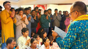জার্মানিতে ডুসেলডর্ফে শারদীয় দুর্গোৎসবে বাঙালির মিলনমেলা