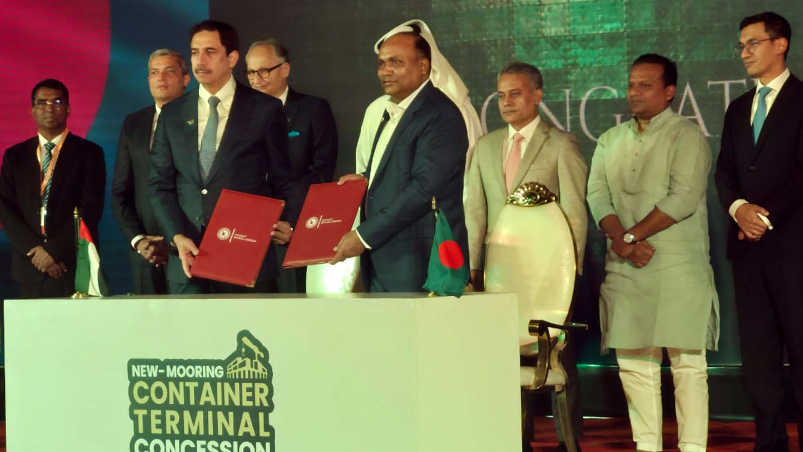 চট্টগ্রাম বন্দরের নিউমুরিং টার্মিনাল ইজারায় ডিপি ওয়ার্ল্ডের সঙ্গে ১৫ বছরের চুক্তি