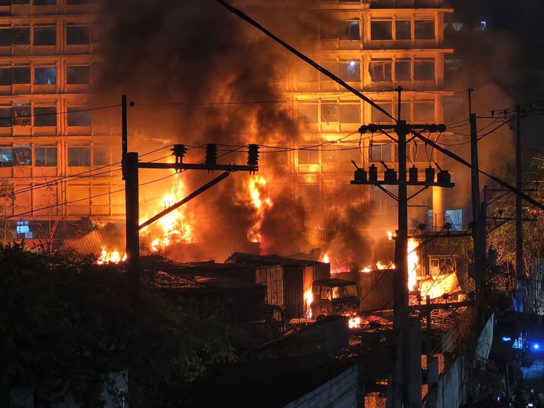 আশুলিয়ার কারখানায় অগ্নিকাণ্ড ছিলো প্রতিরোধযোগ্য; দায়ী ত্রুটিযুক্ত সিলিন্ডার : তদন্ত কমিটি