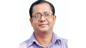 বরিশালে সাংবাদিক পুলক চ্যাটার্জির ঝুলন্ত মরদেহ উদ্ধার