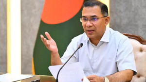 নিউইয়র্ক সফর শেষে ঢাকায় প্রধানমন্ত্রী